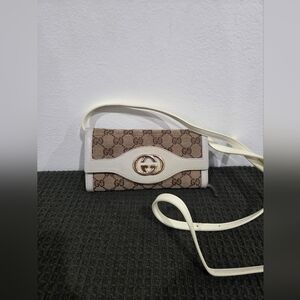 Gucci Sukey Long bifold Wallet- With Added Removable Strap Accessory